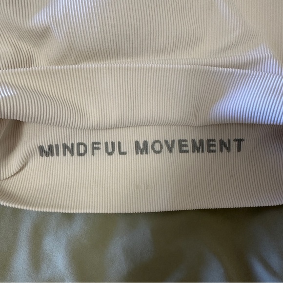 seamless ribbed favorite bra tank - Picture 7 of 7